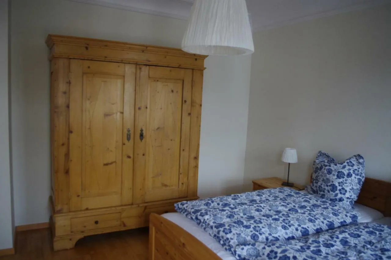2 Ferienwohnungen In Einem Haus 2 Km Vom Zentrum Leipzigs Германия