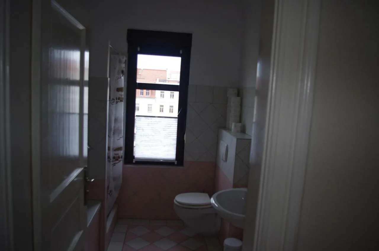 2 Ferienwohnungen In Einem Haus 2 Km Vom Zentrum Leipzigs 0*, Лейпциг